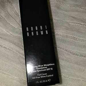 Bobbi Brown Foundation